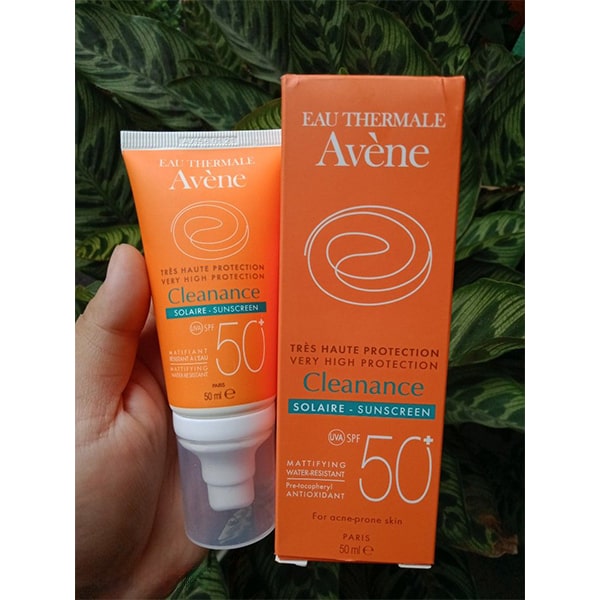 امولوسیون ضد آفتاب کلینانس اون spf 50